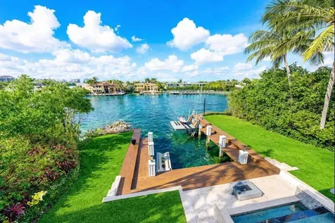485 NE Spanish Trail Boca Raton FL 33432