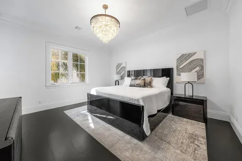 485 NE Spanish Trail Boca Raton FL 33432