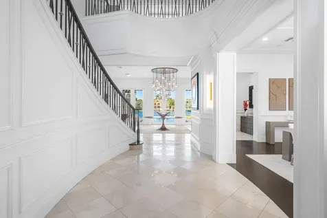 485 NE Spanish Trail Boca Raton FL 33432
