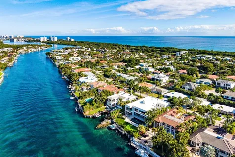 485 NE Spanish Trail Boca Raton FL 33432