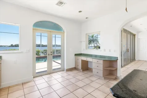 2 Seahorse Lane Vero Beach FL 32960