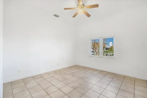 2 Seahorse Lane Vero Beach FL 32960