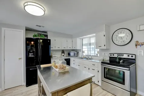 7622 Great Bear Lake Drive Micco FL 32976