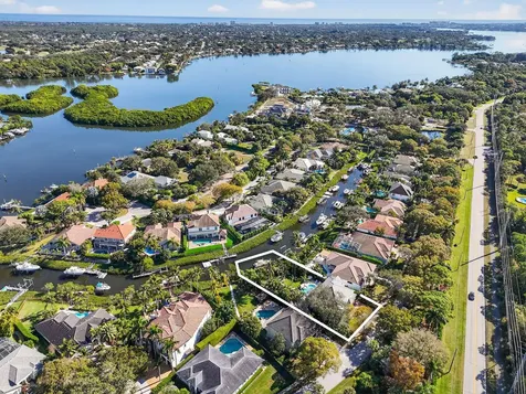 19954 Loxahatchee Pointe Drive Jupiter FL 33458