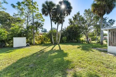 3910 147th Avenue Loxahatchee Groves FL 33470