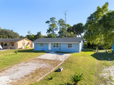 3910 147th Avenue Loxahatchee Groves FL 33470