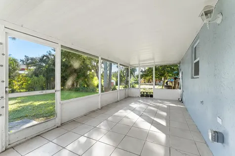 3910 147th Avenue Loxahatchee Groves FL 33470