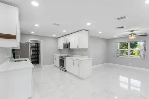 3910 147th Avenue Loxahatchee Groves FL 33470