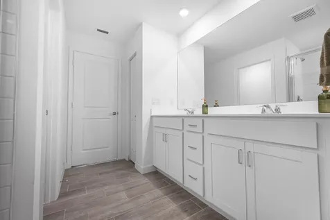 6300 Nw Leafmore Lane Port Saint Lucie FL 34987