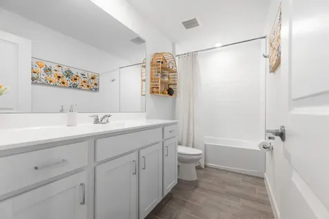 6300 Nw Leafmore Lane Port Saint Lucie FL 34987