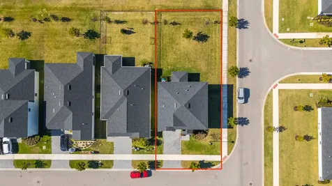 6300 Nw Leafmore Lane Port Saint Lucie FL 34987