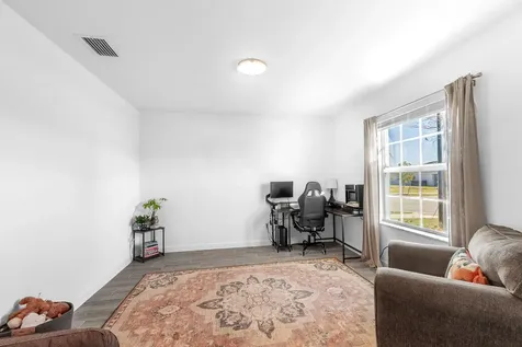6300 Nw Leafmore Lane Port Saint Lucie FL 34987
