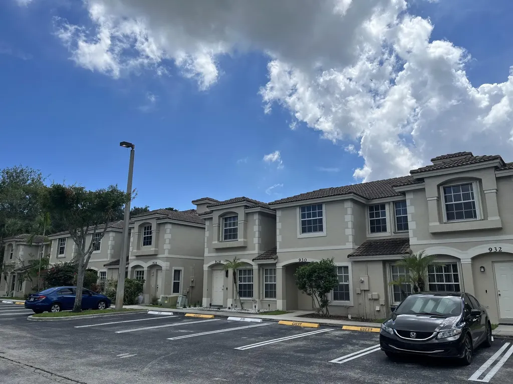 930 Summit Lake Drive West Palm Beach FL 33406