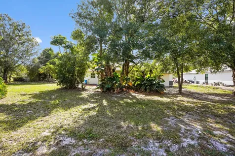 6802 Ocala Avenue Fort Pierce FL 34951