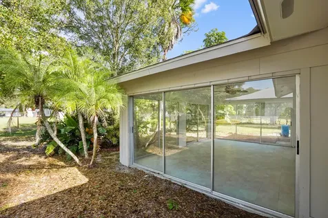6802 Ocala Avenue Fort Pierce FL 34951