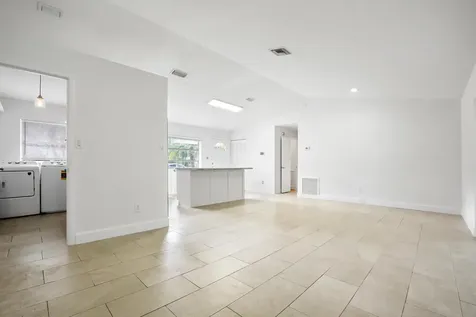 6802 Ocala Avenue Fort Pierce FL 34951