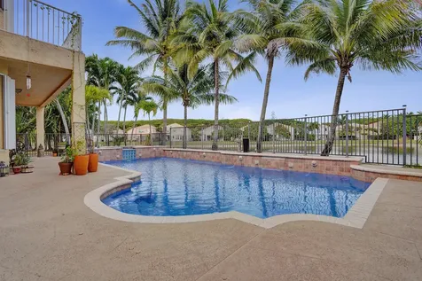 8976 Biddle Court Wellington FL 33414