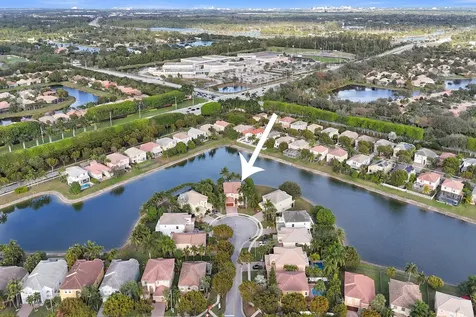 8976 Biddle Court Wellington FL 33414