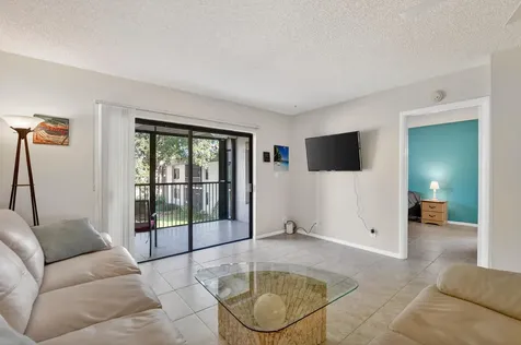 265 Se 10th Street Deerfield Beach FL 33441