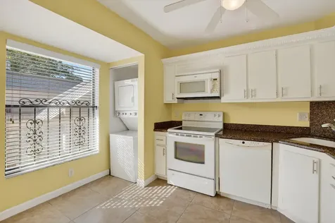 265 Se 10th Street Deerfield Beach FL 33441