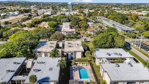265 Se 10th Street Deerfield Beach FL 33441