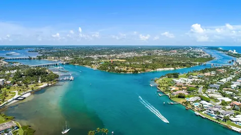 115 Lighthouse Circle Tequesta FL 33469