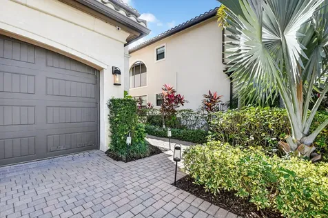 8158 Lawson Bridge Lane Delray Beach FL 33446