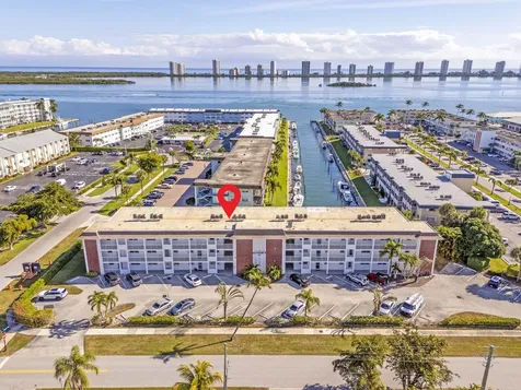 236 Castlewood Drive North Palm Beach FL 33408