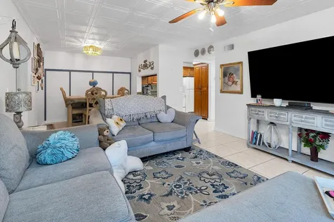 712 Sunny Pine Way Greenacres FL 33415