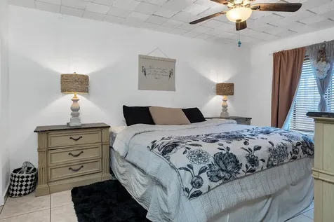 712 Sunny Pine Way Greenacres FL 33415