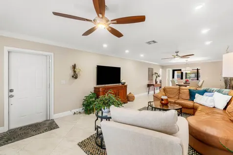 9955 Cherry Tree Terrace Boynton Beach FL 33436