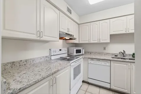 13682 Via Flora Delray Beach FL 33484