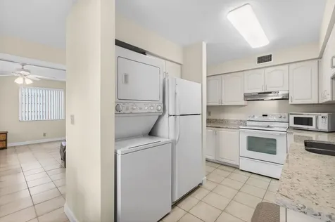 13682 Via Flora Delray Beach FL 33484