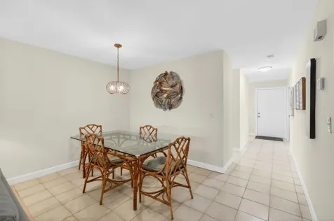 13682 Via Flora Delray Beach FL 33484