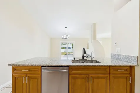 3709 Sw Haines Street Port Saint Lucie FL 34953