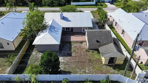 3709 Sw Haines Street Port Saint Lucie FL 34953
