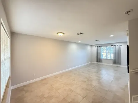 2621 Nw Treviso Circle Port Saint Lucie FL 34986