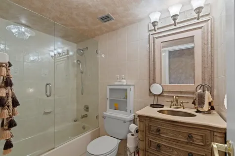 581 Mansfield Boca Raton FL 33434