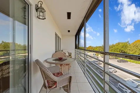 581 Mansfield Boca Raton FL 33434