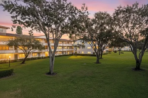 581 Mansfield Boca Raton FL 33434