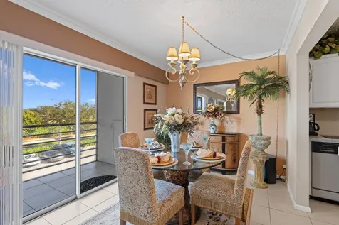 581 Mansfield Boca Raton FL 33434