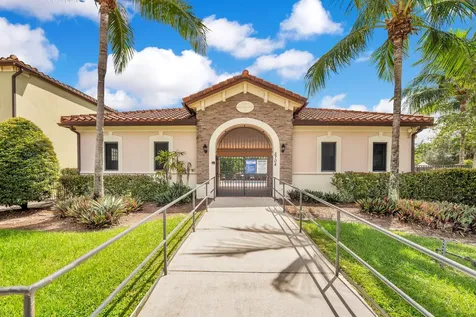 5904 NW 46th Lane Tamarac FL 33319