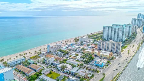 334 Oregon Street Hollywood FL 33019