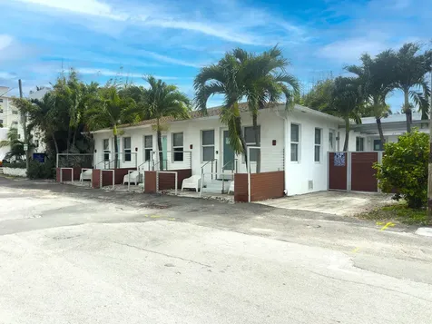 334 Oregon Street Hollywood FL 33019