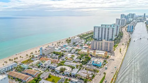 334 Oregon Street Hollywood FL 33019