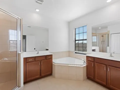 10120 Verona Manor Vero Beach FL 32966