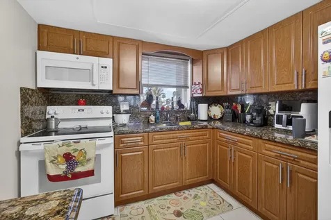 2843 Crosley Drive West Palm Beach FL 33415