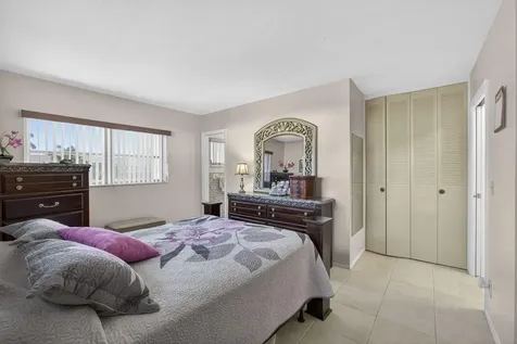 2843 Crosley Drive West Palm Beach FL 33415