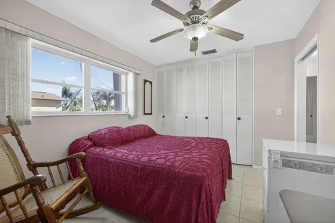 2843 Crosley Drive West Palm Beach FL 33415