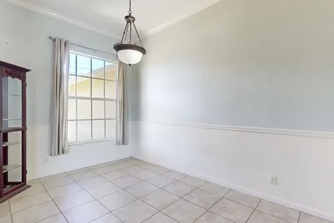 6147 Nw East Deville Circle Port Saint Lucie FL 34986